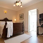 Hétvégi ház Quinta Do Outeiro *